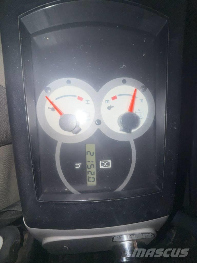 Komatsu PC 27 Miniescavatori