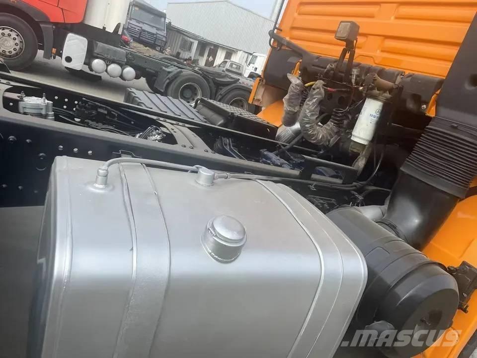 Shacman F3000 6x4 Motrici e Trattori Stradali