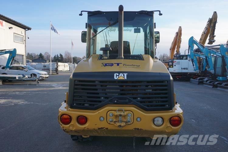 CAT 906M Pale gommate
