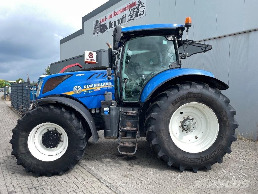 New Holland T 7.230 Trattori
