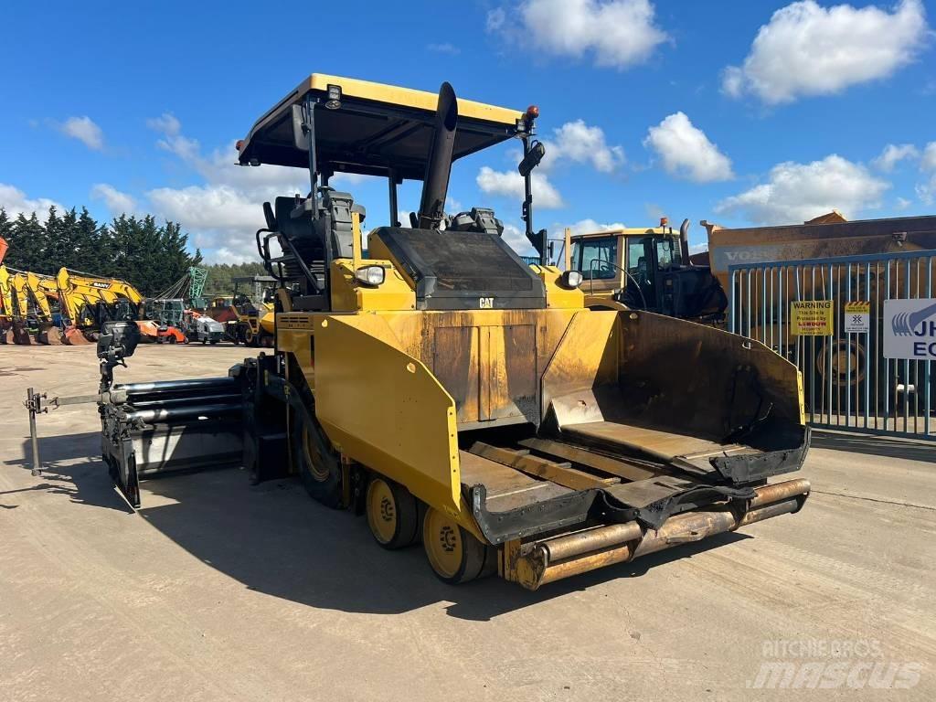 CAT AP 500 F Finitrici
