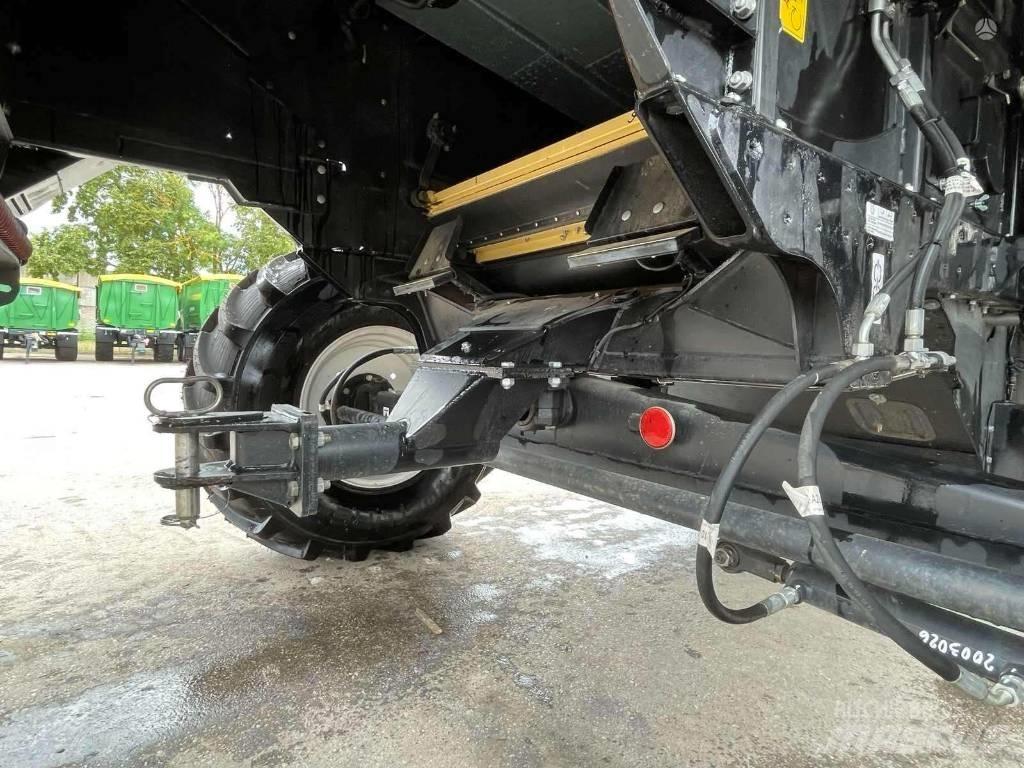 Rostselmash Nova 330 Mietitrebbiatrici