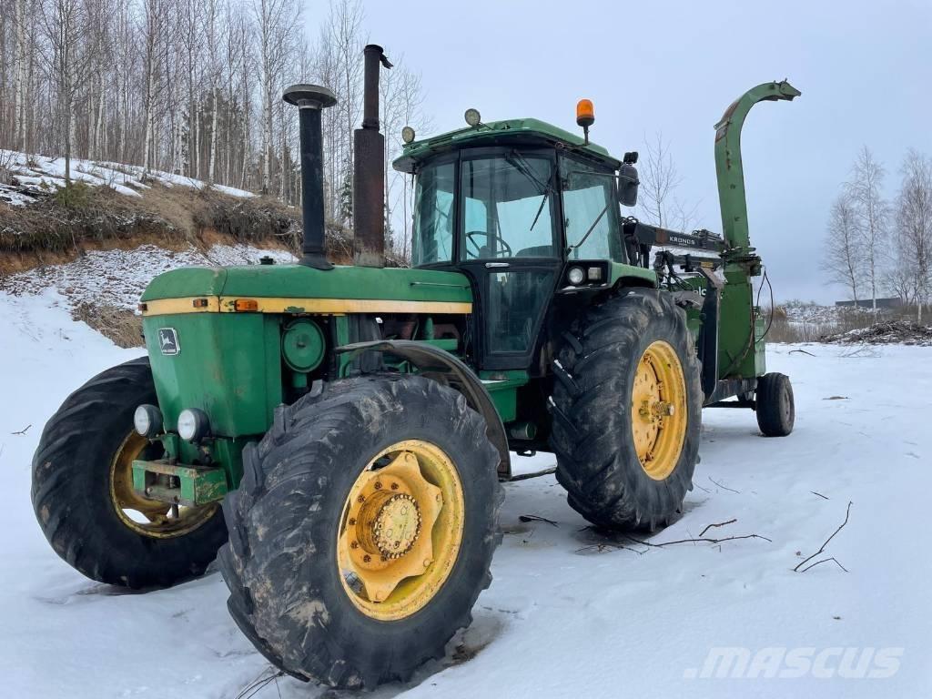 John Deere 4240 S Trattori