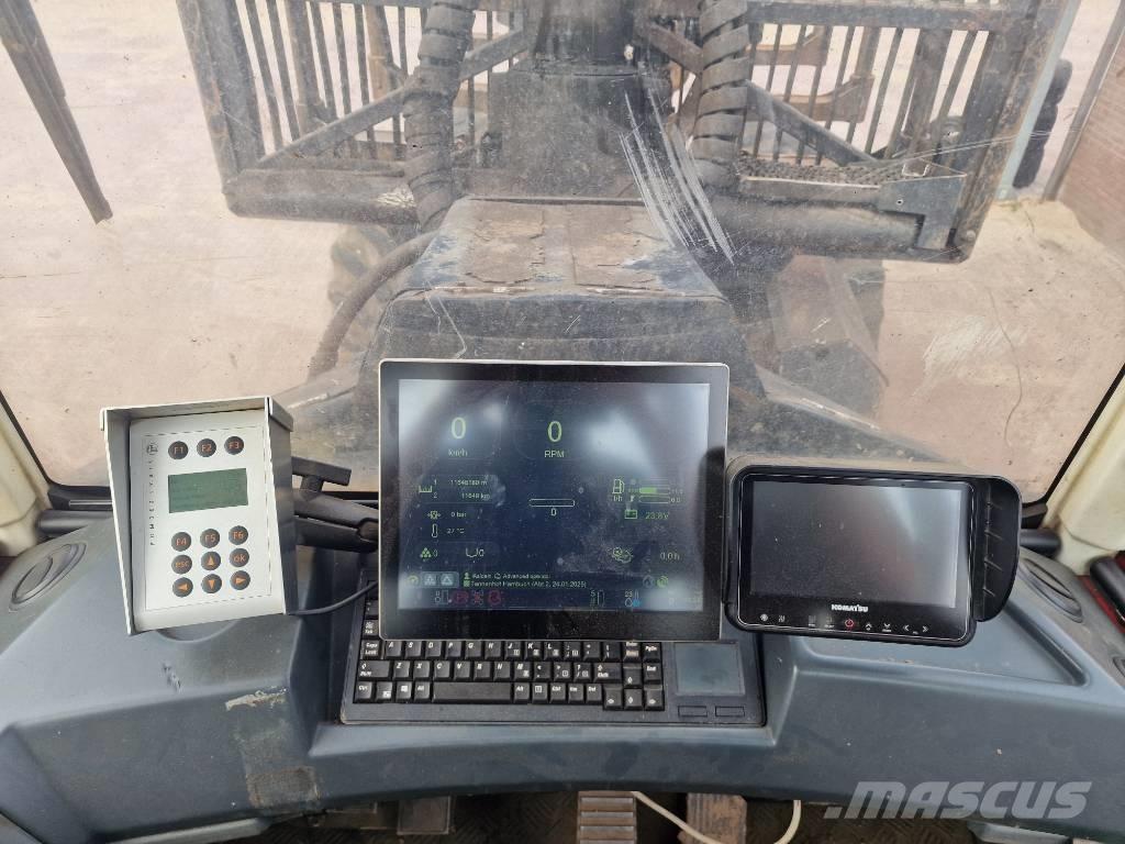 Komatsu 855 Forwarder