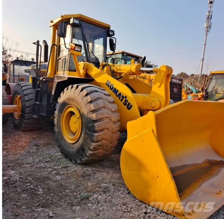Komatsu WA 470 Pale gommate