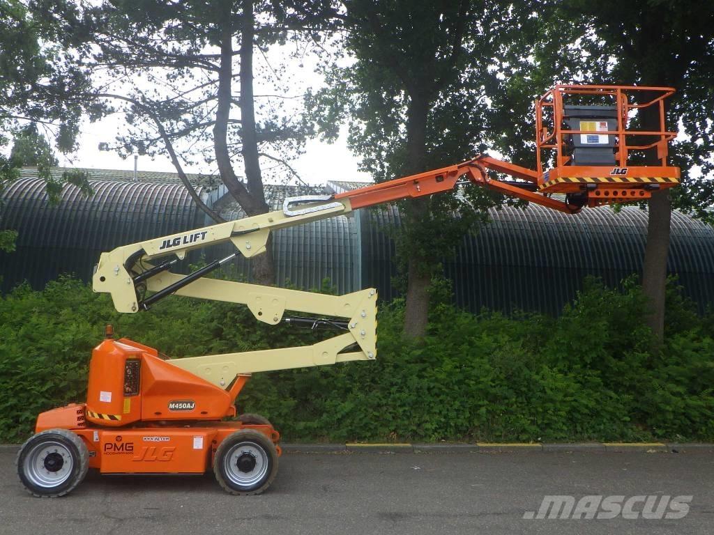 JLG M450AJ Piattaforme a braccio articolato
