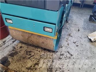 Bomag BW 100 AD-4 Rulli a doppio tamburo