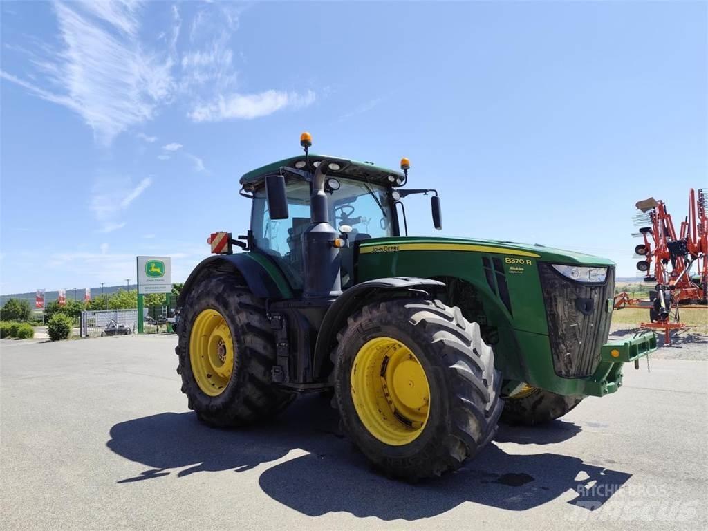 John Deere 8370R Trattori