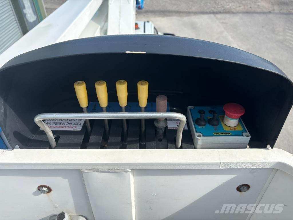 Palfinger P130A Piattaforme autocarrate