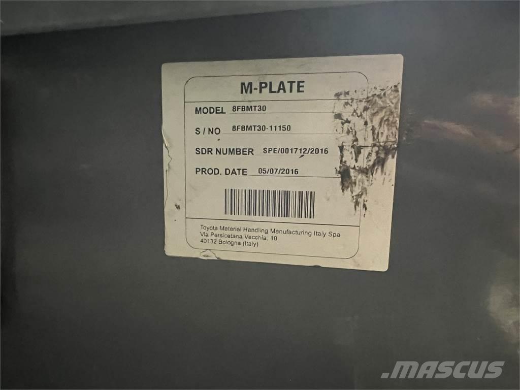 Toyota 8FBMT30 Carrelli elevatori elettrici