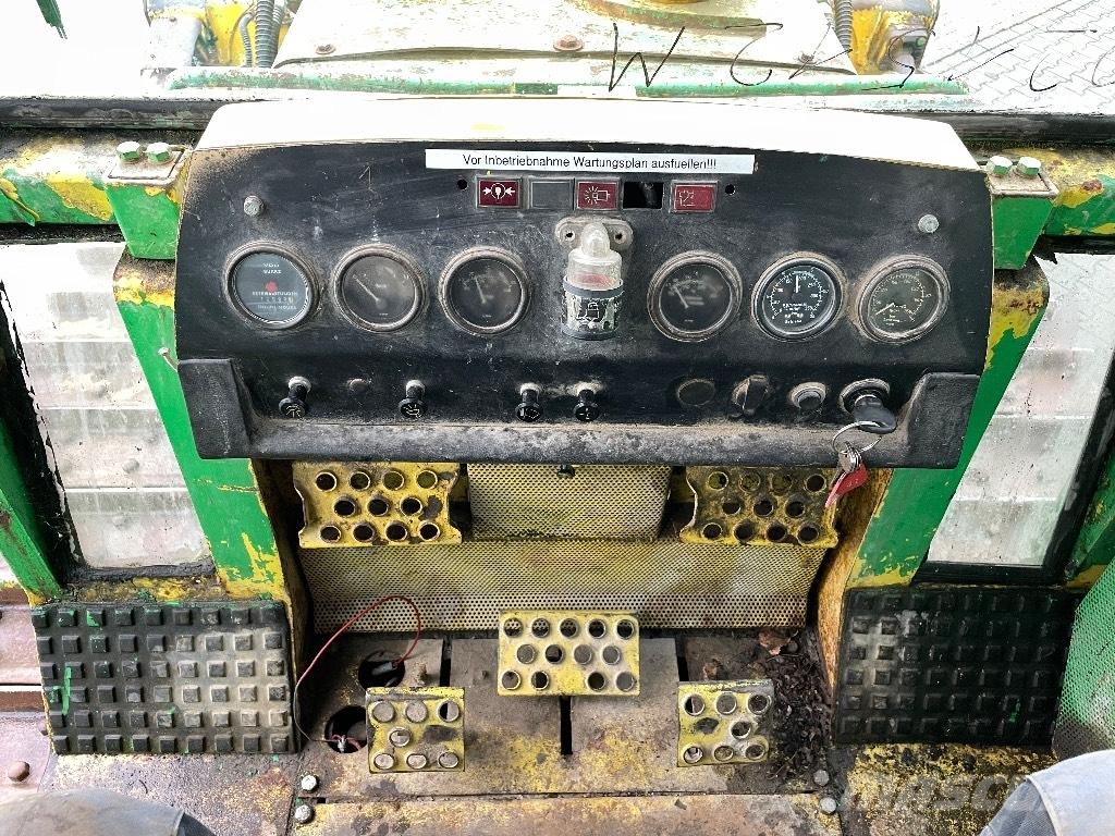 Hanomag D 600 D Dozer cingolati