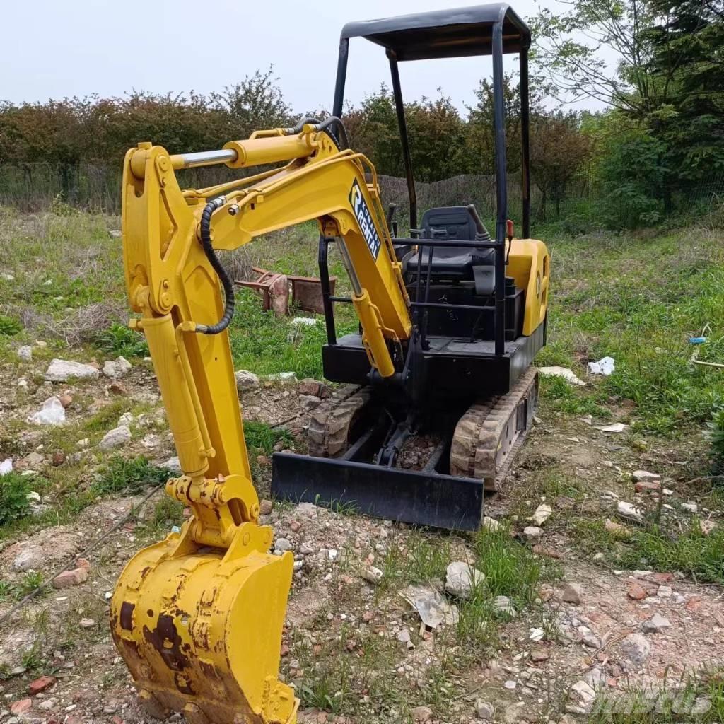 Komatsu PC 18 Miniescavatori