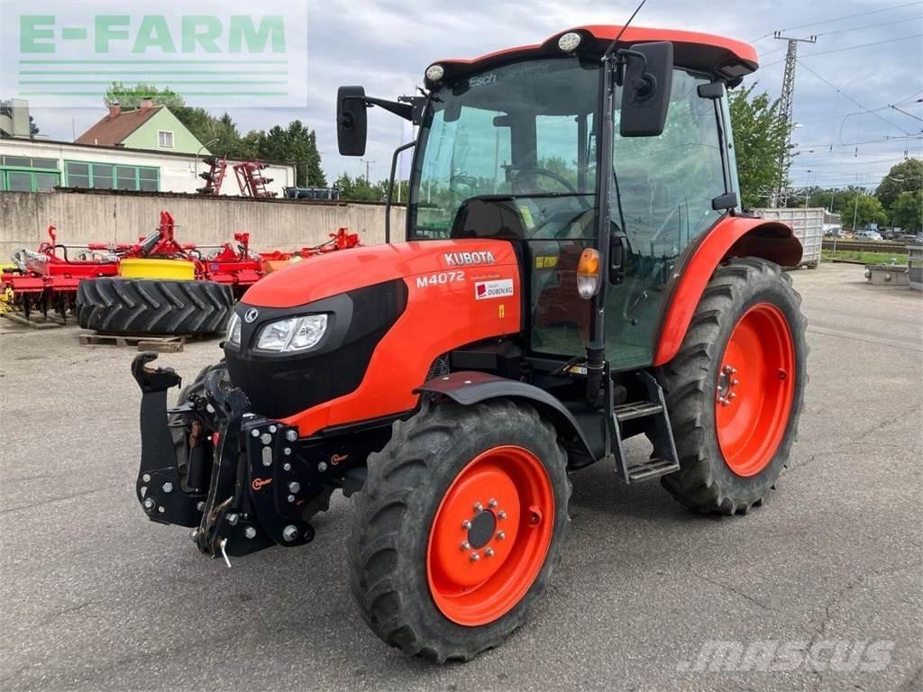 Kubota M4072 Trattori