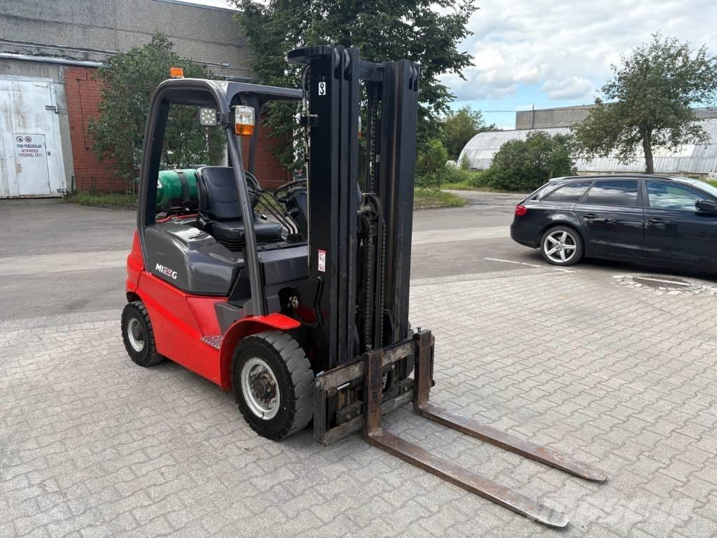 Manitou MI 25 G Carrelli elevatori GPL