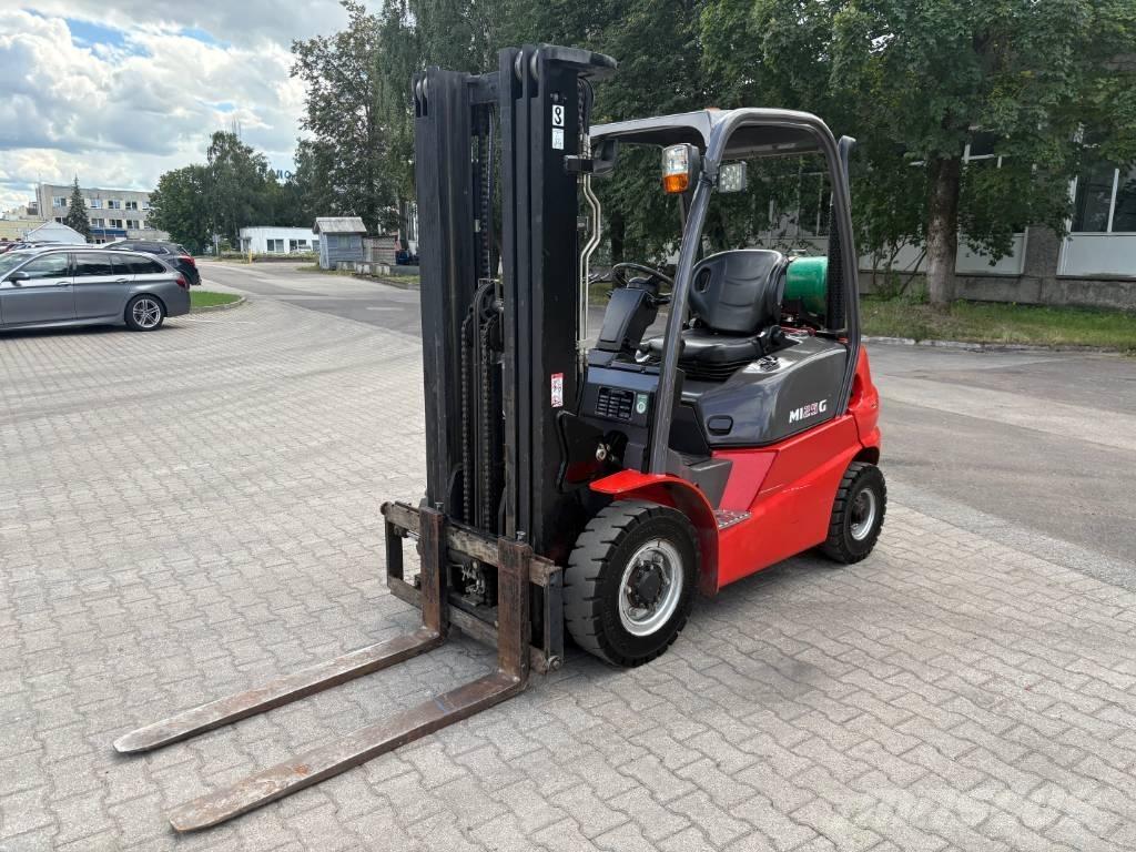 Manitou MI 25 G Carrelli elevatori GPL