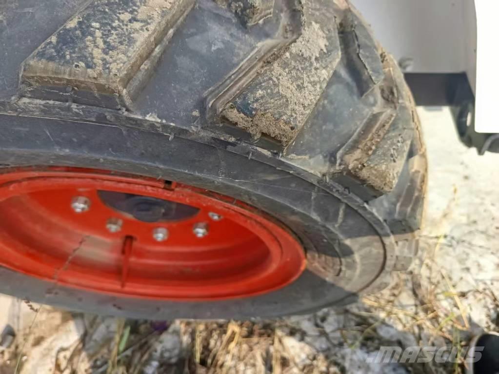 Bobcat S18 Mini Pale Gommate
