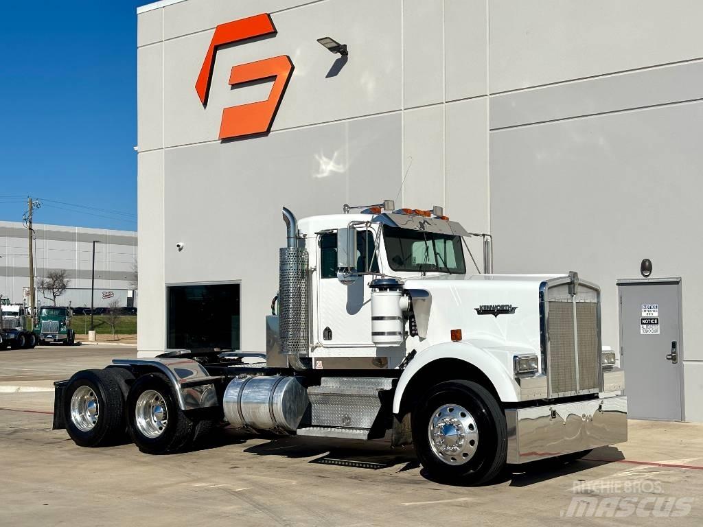 Kenworth W 900 Motrici e Trattori Stradali