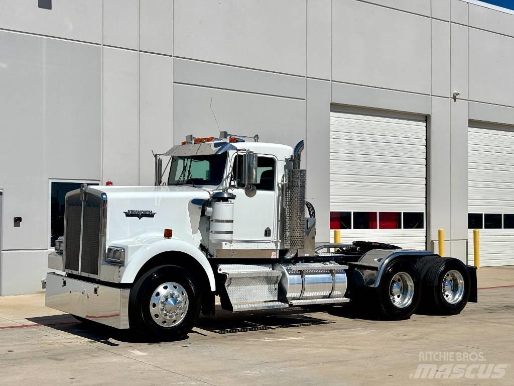 Kenworth W 900 Motrici e Trattori Stradali