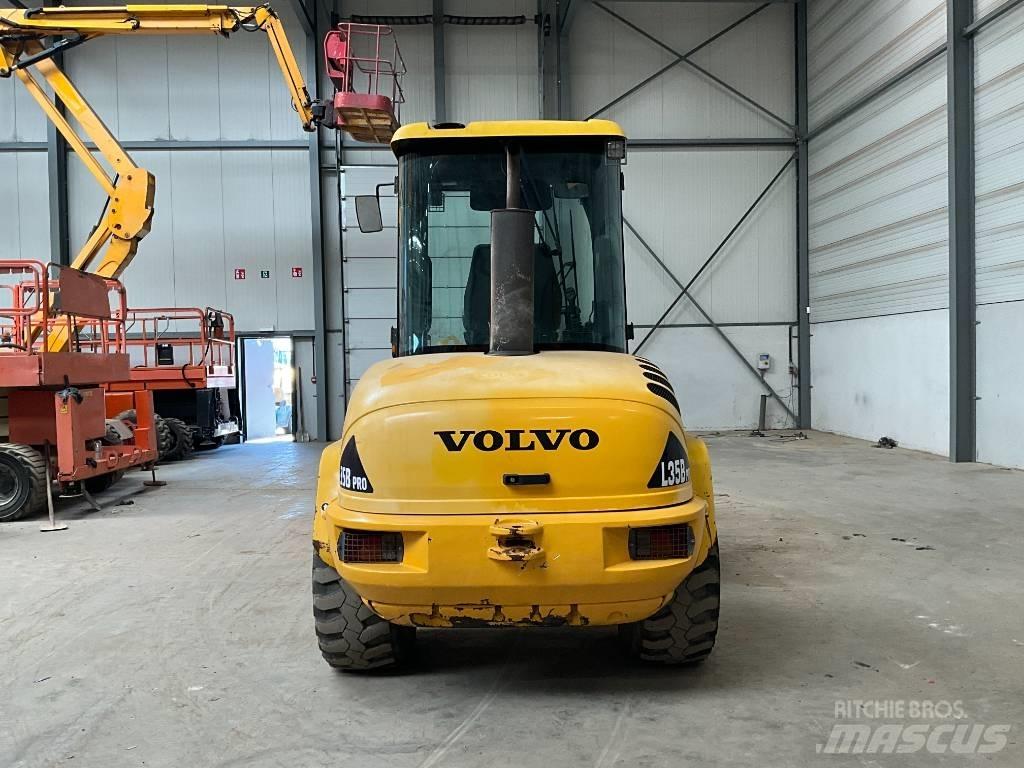 Volvo L 35 B-Z Pale gommate