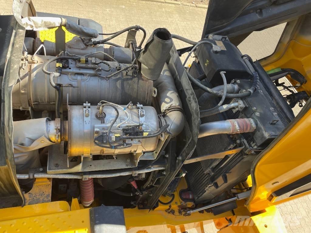 JCB 427 Pale gommate