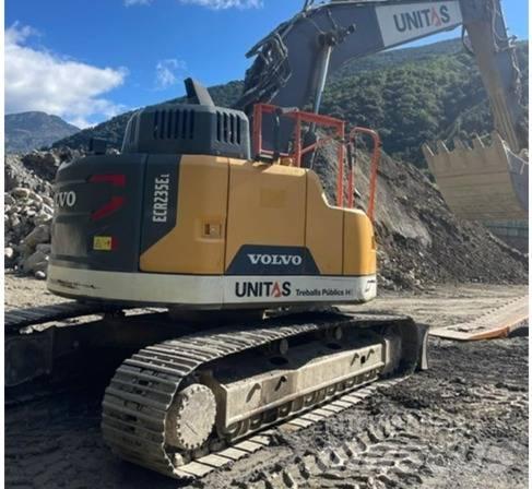 Volvo ECR 235 EL Escavatori cingolati
