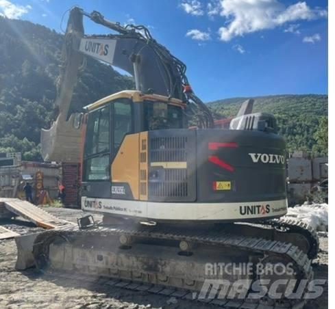 Volvo ECR 235 EL Escavatori cingolati
