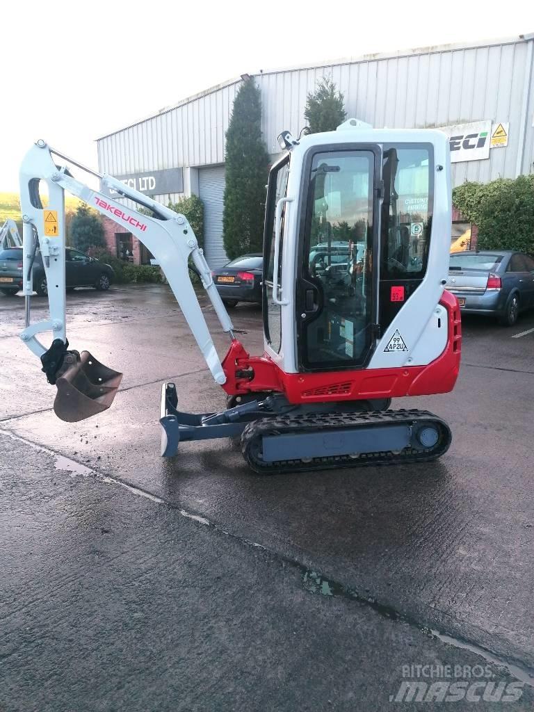 Takeuchi TB216 Miniescavatori