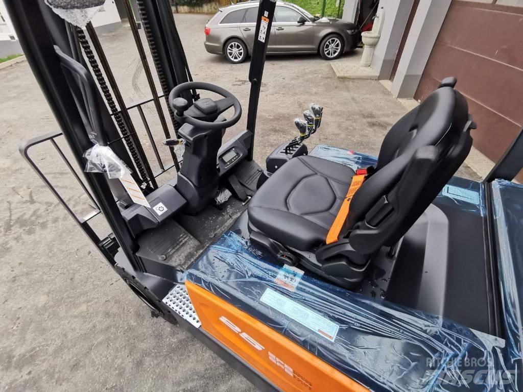 Doosan B25S-7 Carrelli elevatori elettrici