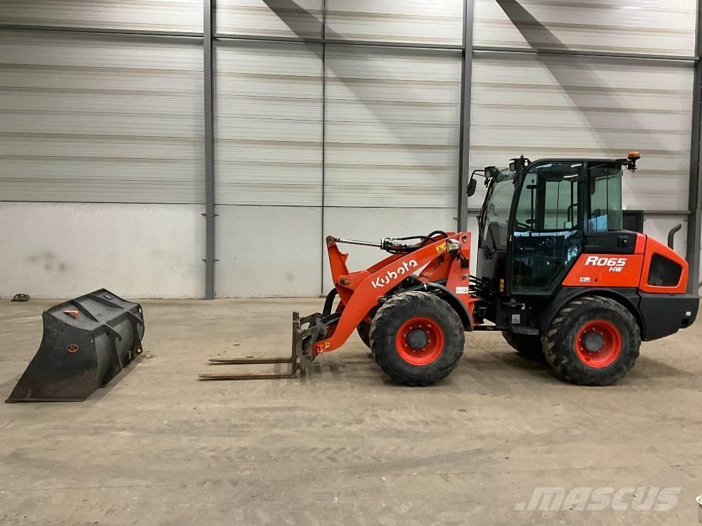 Kubota R 065 Pale gommate