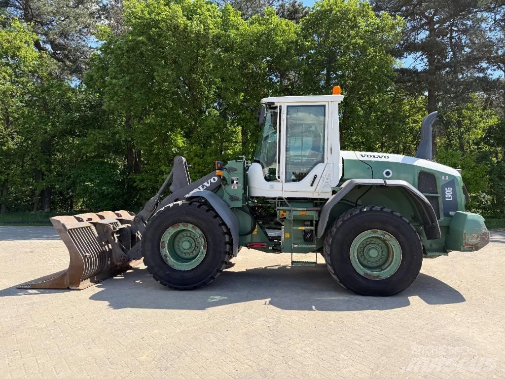Volvo L 90 G Pale gommate