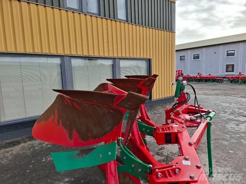 Agro-Masz PO3 Aratri reversibili