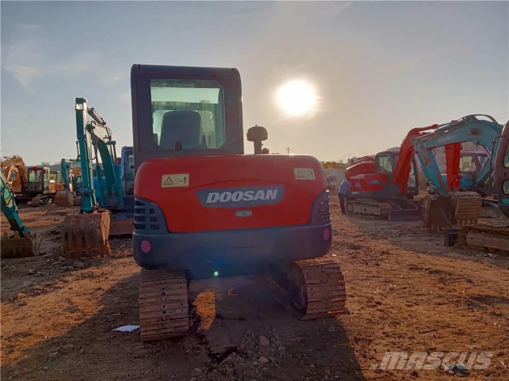 Doosan DH 60-7 Miniescavatori