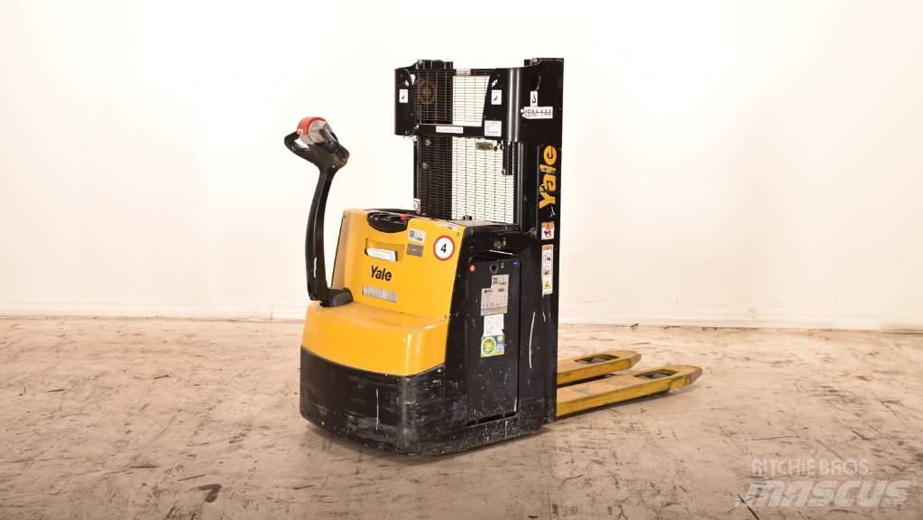 Yale MS 14 AC Transpallet uomo a terra