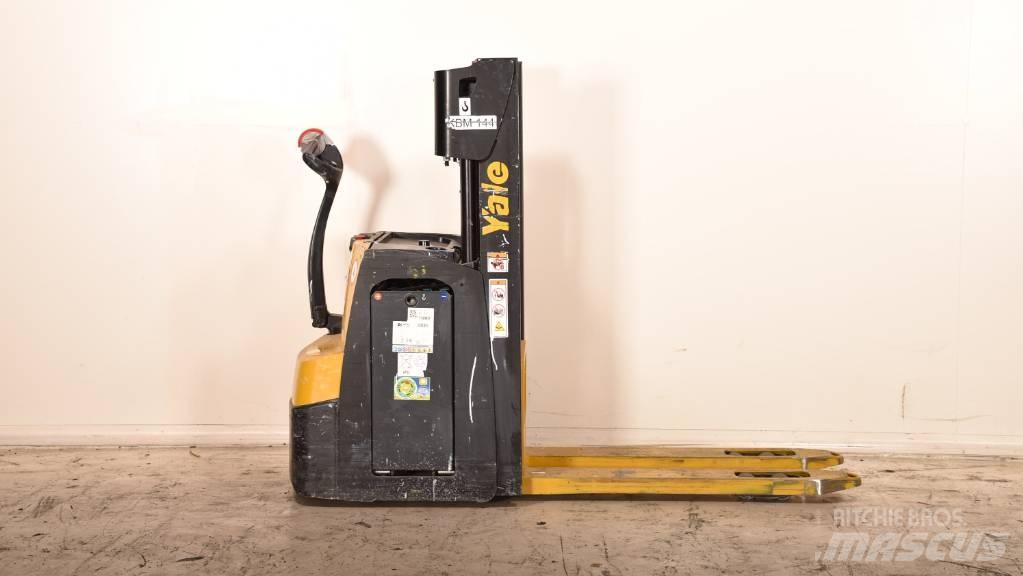 Yale MS 14 AC Transpallet uomo a terra