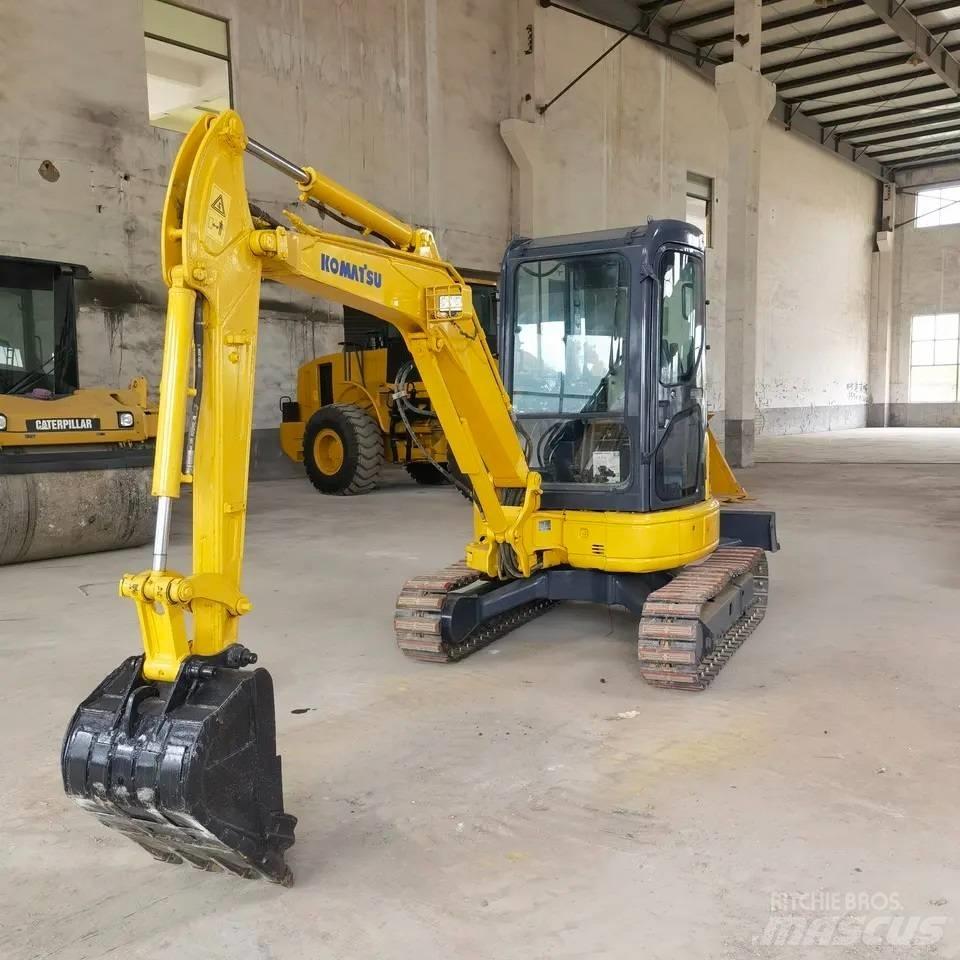 Komatsu PC30 Miniescavatori