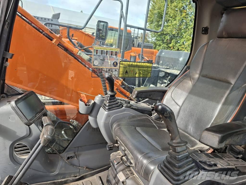 Doosan DX140LC-7 Escavatori cingolati