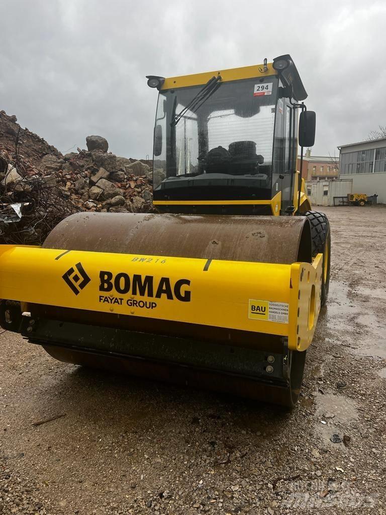Bomag BW211 D5 Rulli monotamburo