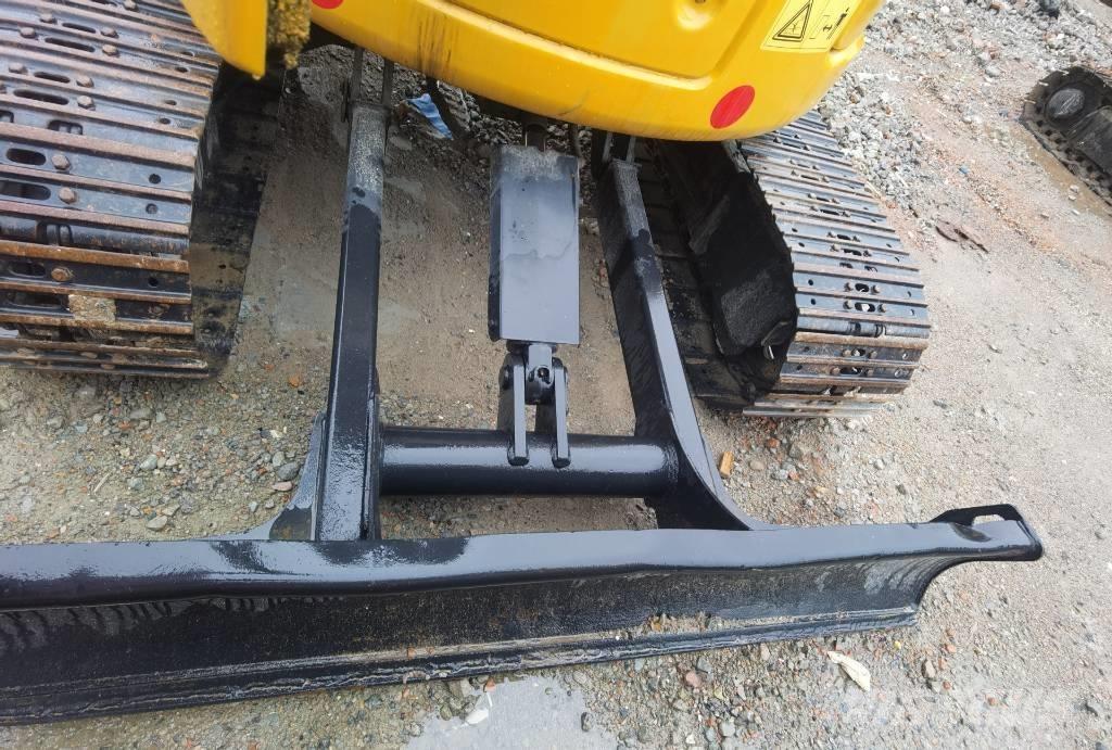 CAT 303.5 E CR Miniescavatori