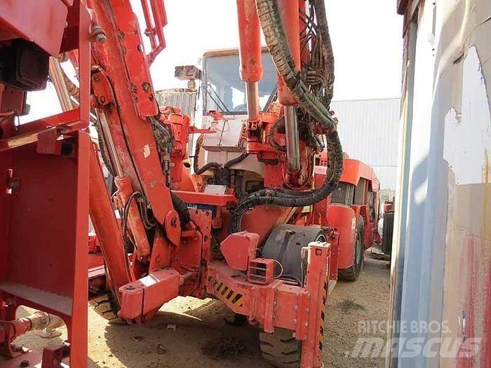 Sandvik DT 821 SC Perforatrici di superficie