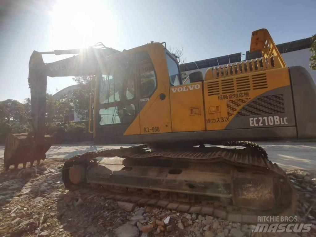 Volvo EC 210 B LC Escavatori cingolati