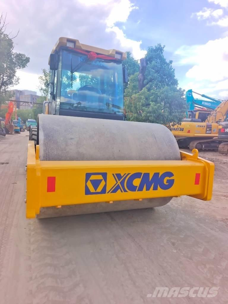 XCMG XS223J Rulli monotamburo