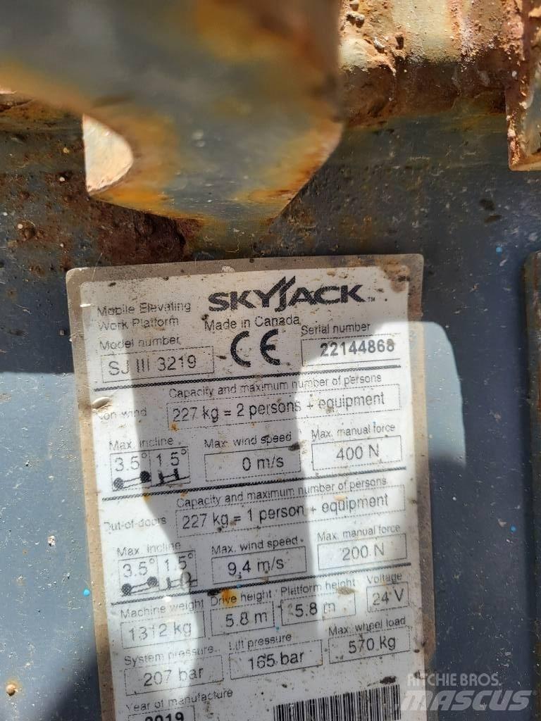 SkyJack 32/19 Piattaforme a pantografo