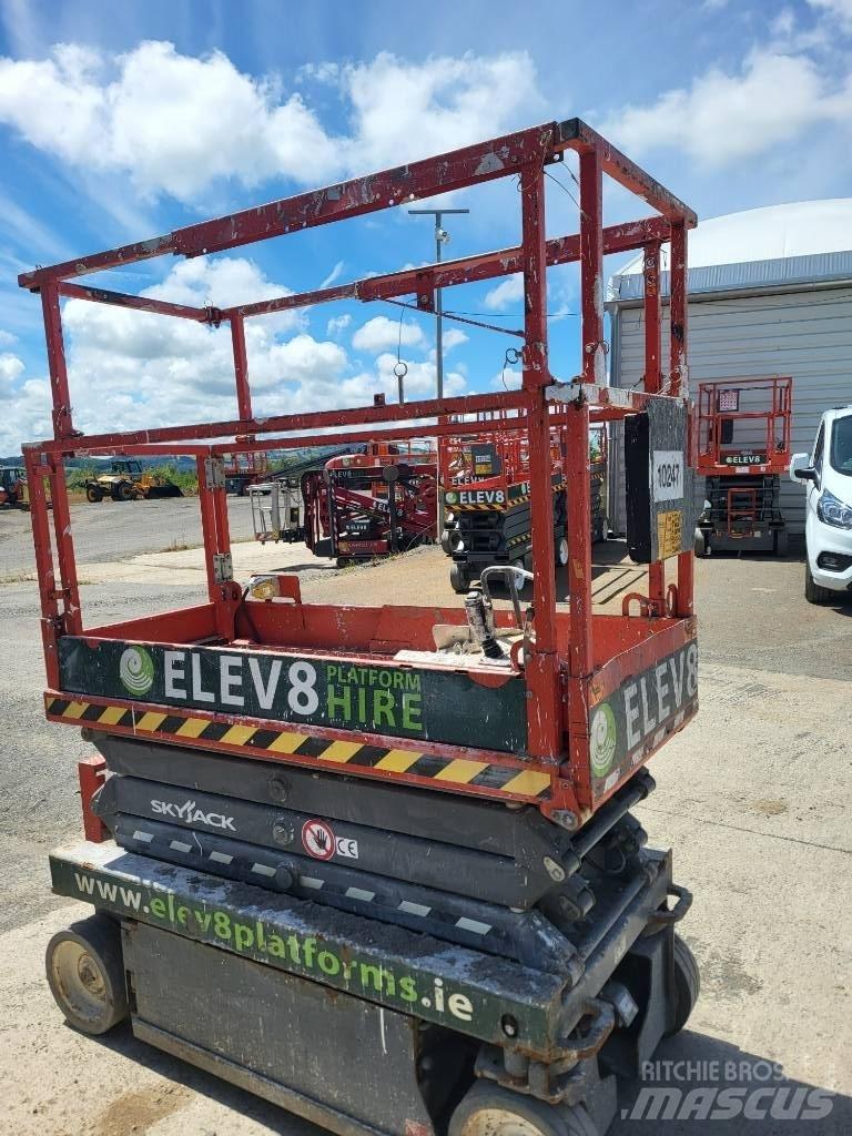 SkyJack 32/19 Piattaforme a pantografo