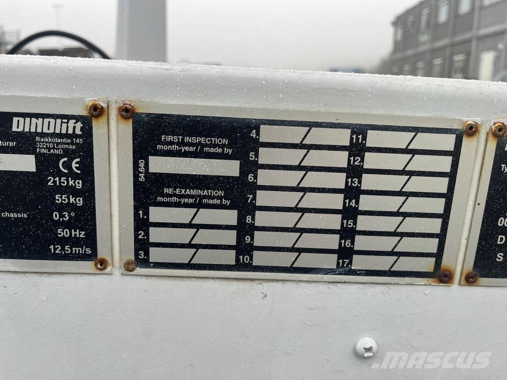 Dino 135 T Piattaforme aeree su rimorchio