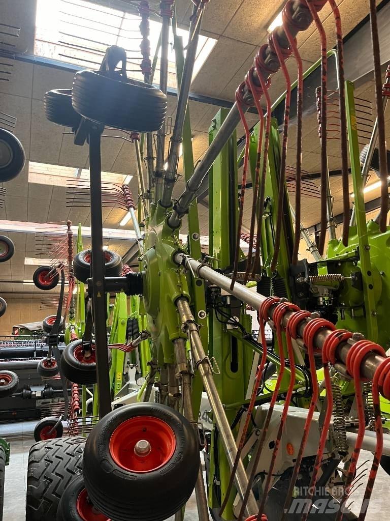 CLAAS Liner 4000 HHV Ranghinatori