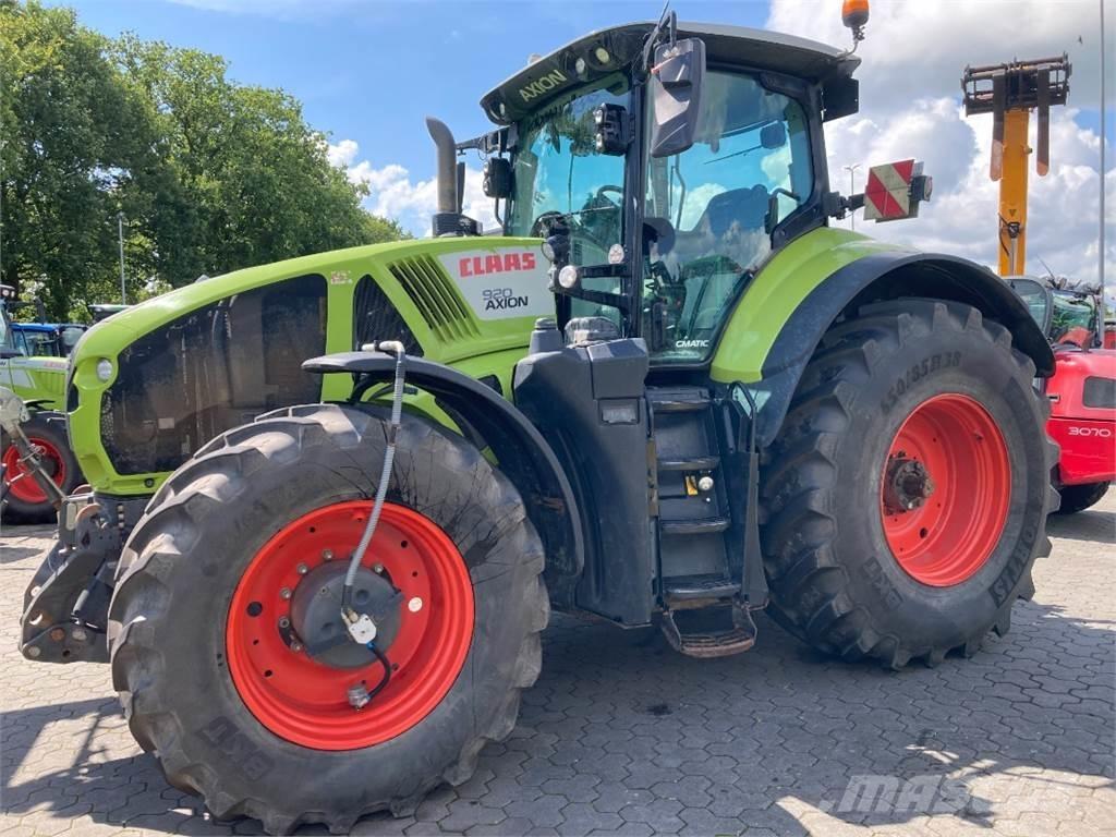 CLAAS Axion 920 Trattori