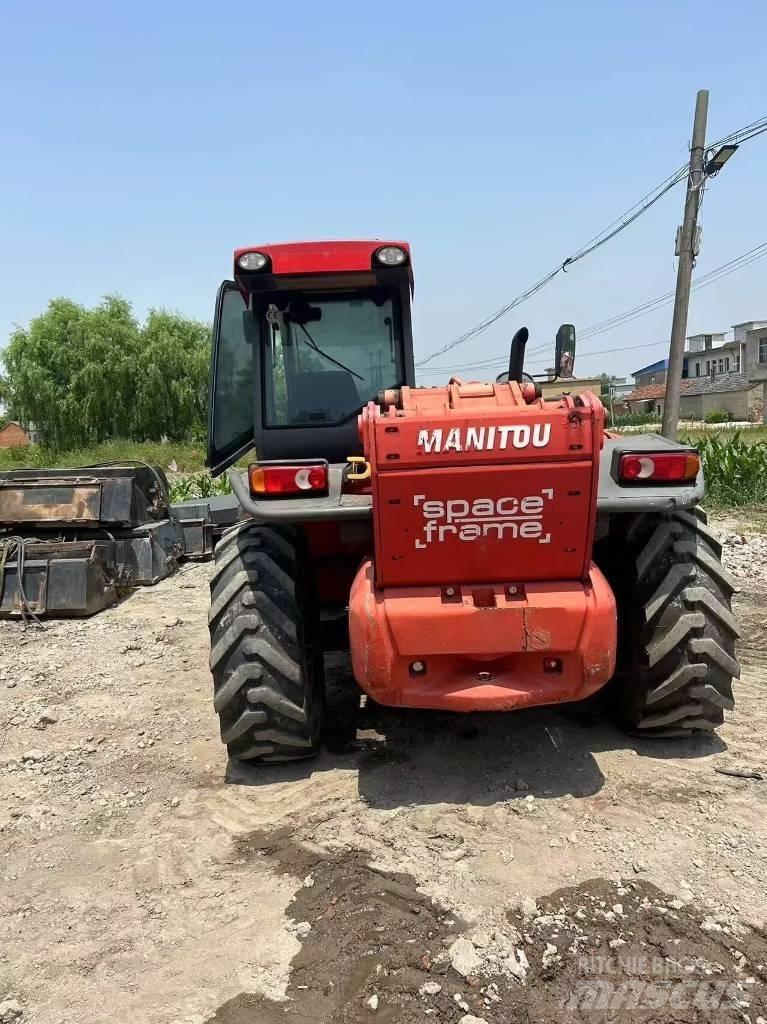 Manitou MT 1740 SL T Mini Pale Gommate
