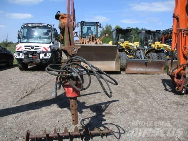 Atlas 1004  Bohrgerät Escavatori gommati