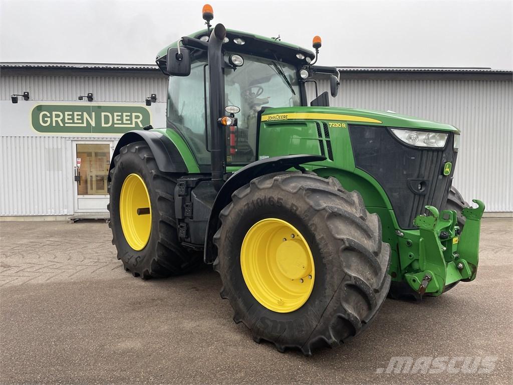John Deere 7230R Trattori
