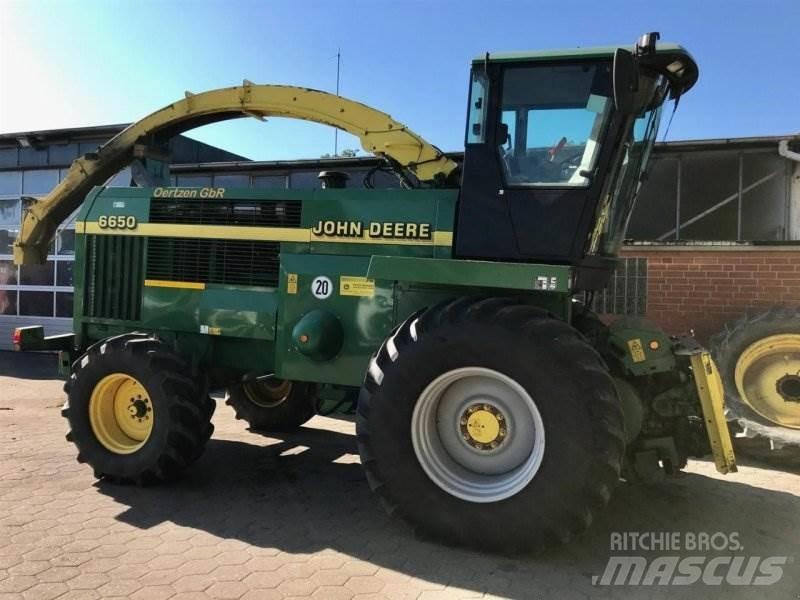 John Deere 6650 Falciatrinciatrici